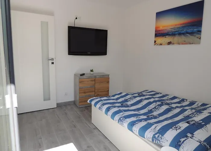 Nyaraló Na Lesnej Rewal